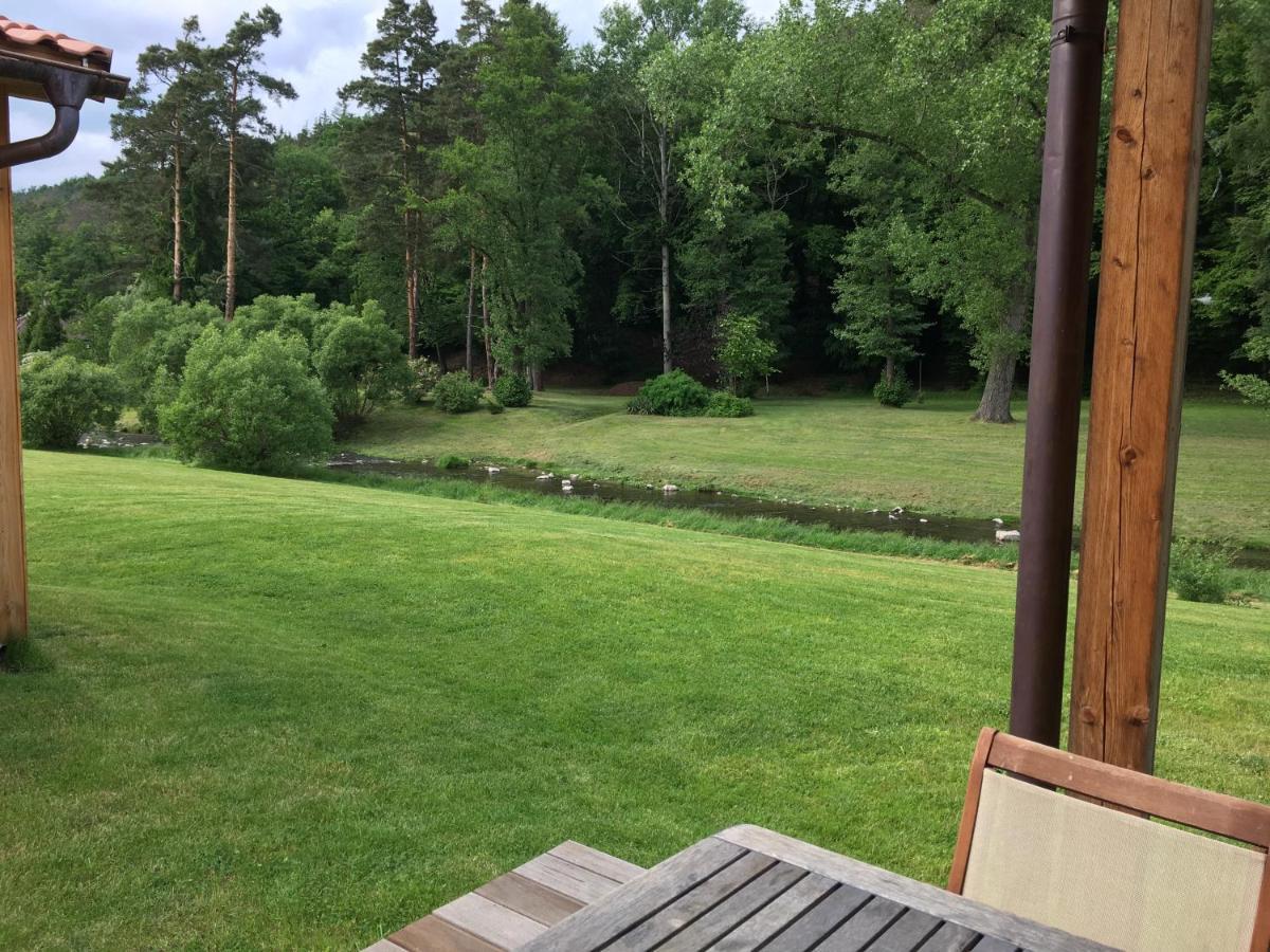 River Wellness Jince Екстериор снимка