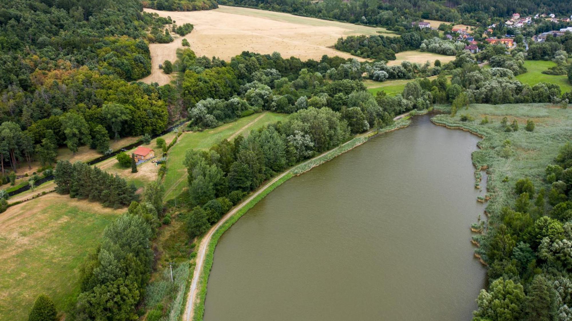River Wellness Jince Екстериор снимка